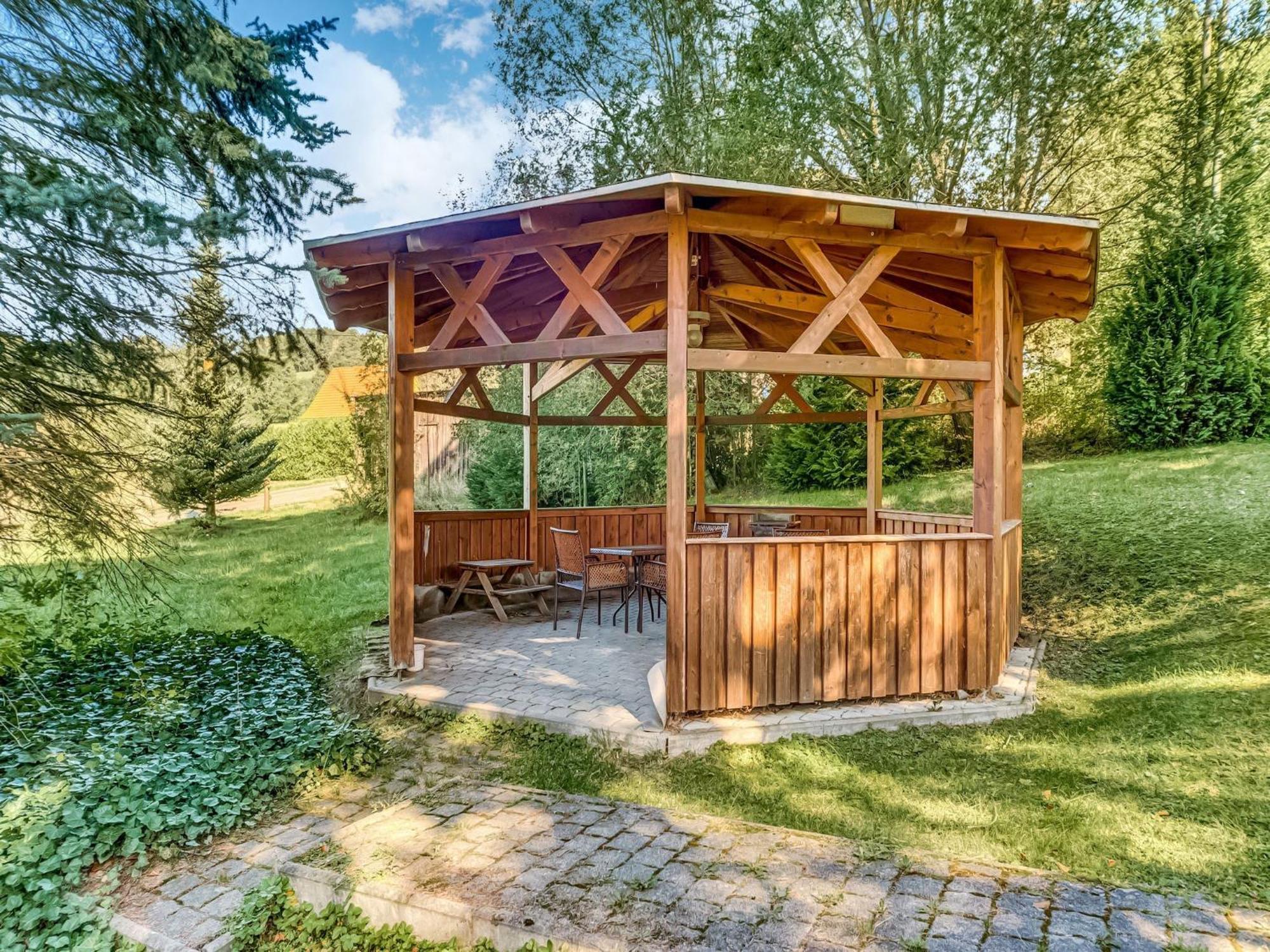 Alluring Villa In Grunhainichen Borstendorf With Garden Leubsdorf Eksteriør bilde
